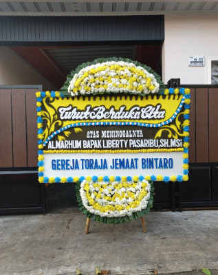 Papan Bunga Duka di Pasir Datar Indah