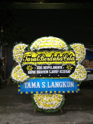 Papan Bunga Duka di Pasir Datar Indah